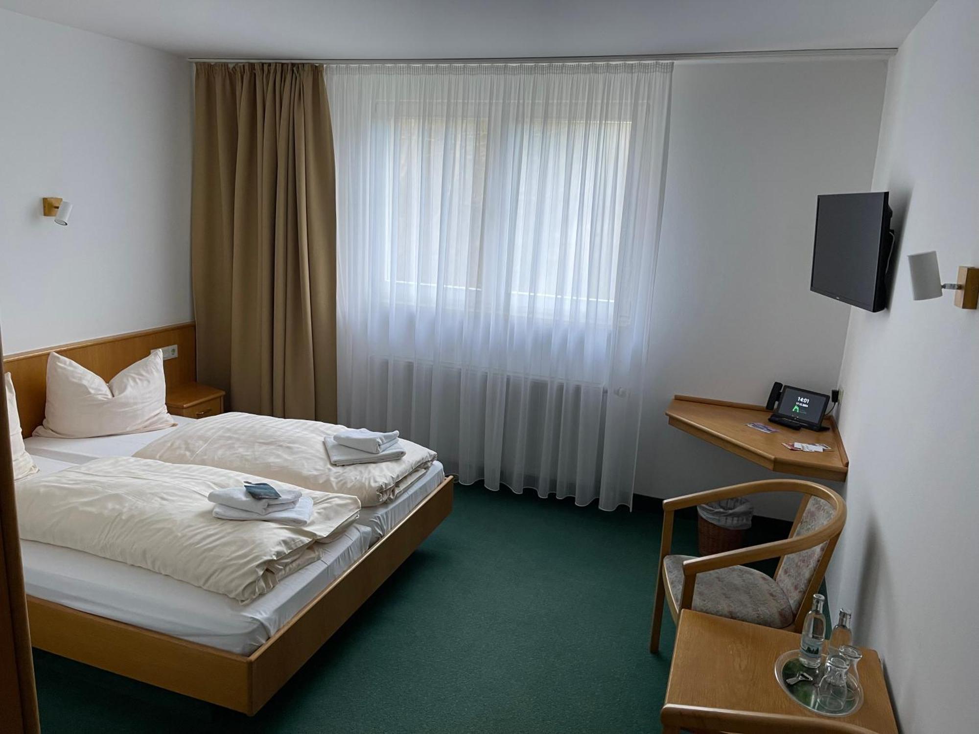 Waldhotel Linzmuehle Kahla  Eksteriør billede